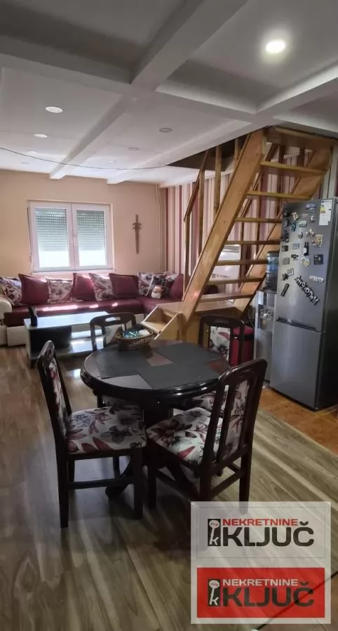 CENTAR-STARI GRAD, 52m2, Dvoiposoban-Duplex, Namešten 3