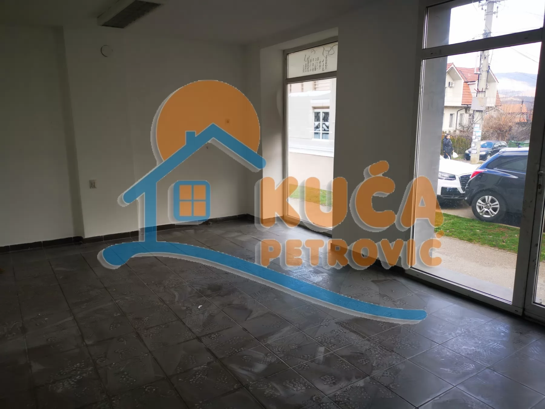 Lokal, 36 m2, Srpskih vladara ID: p-015930 1