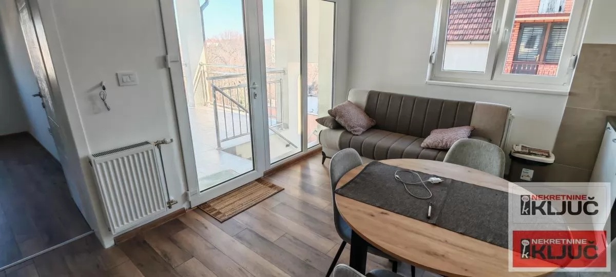 PETROVARADIN, 58m2, Dvoiposoban, Namešten, Parking 4