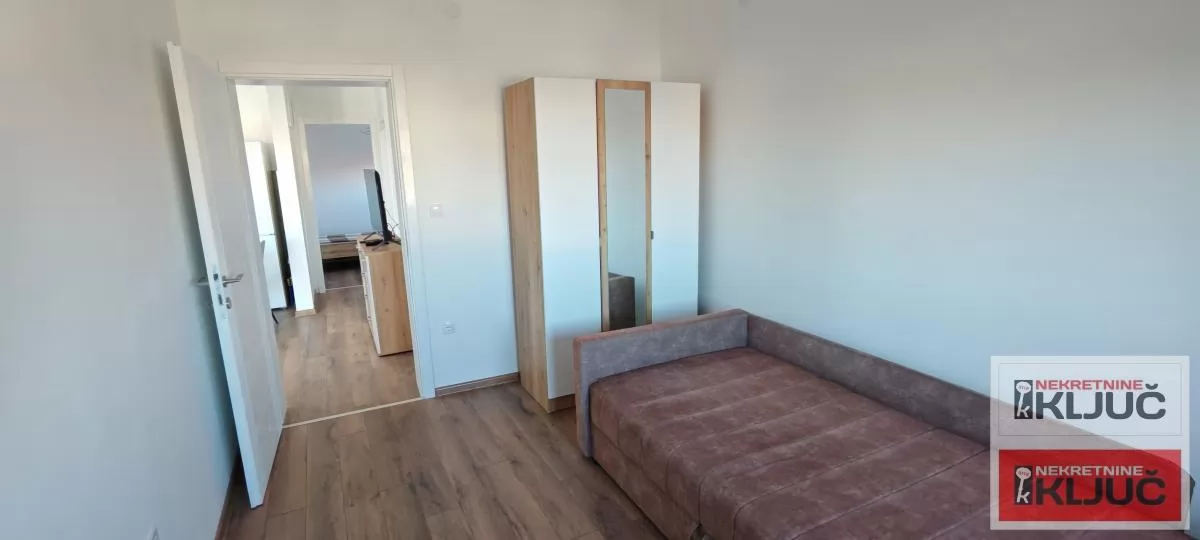 PETROVARADIN, 58m2, Dvoiposoban, Namešten, Parking 8