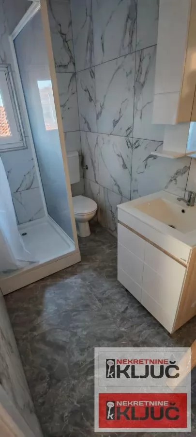 PETROVARADIN, 67m2, Trosoban, Odmah useljiv 11