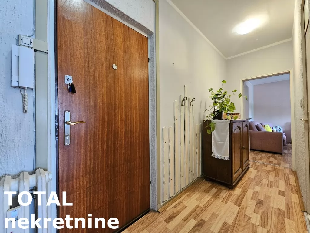 Stan,PETROVARADIN,BLOK 8,kv: 63.00, € 128000, ID: 1100099 6