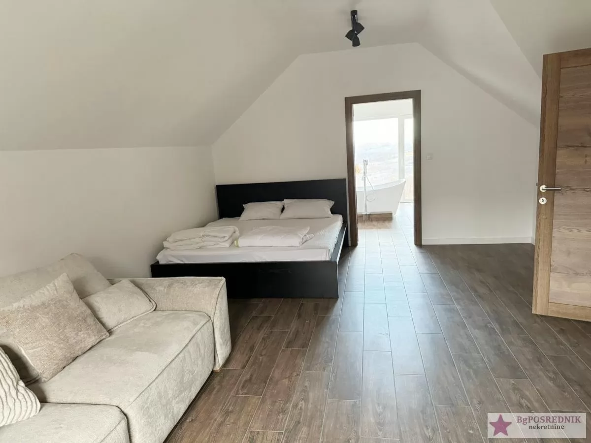 Voždovac, Ripanj, Put za Malu Ivanču, 250m2, 20a 4