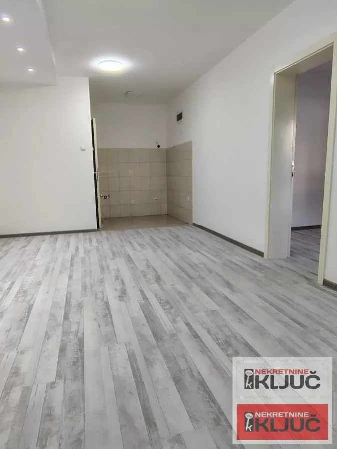 TELEP, 50m2, Dvosoban, Prazan 3