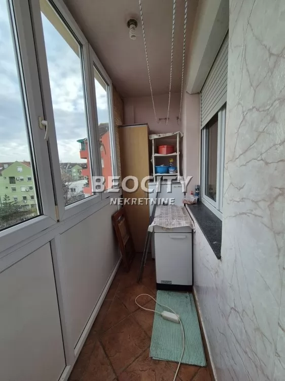 Dvosoban stan, 45 m2, Grbavica, Cara Dušana ID: 128081 10