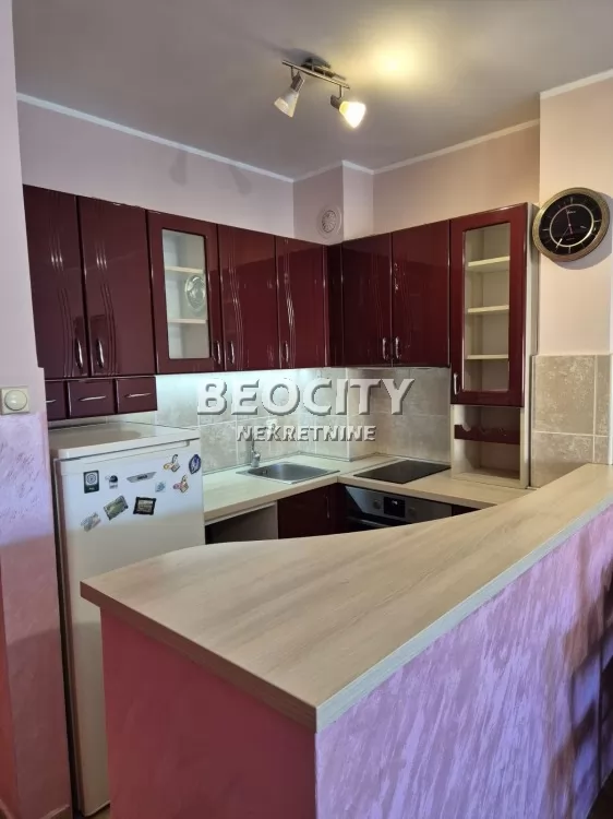 Dvosoban stan, 45 m2, Grbavica, Cara Dušana ID: 128081 5