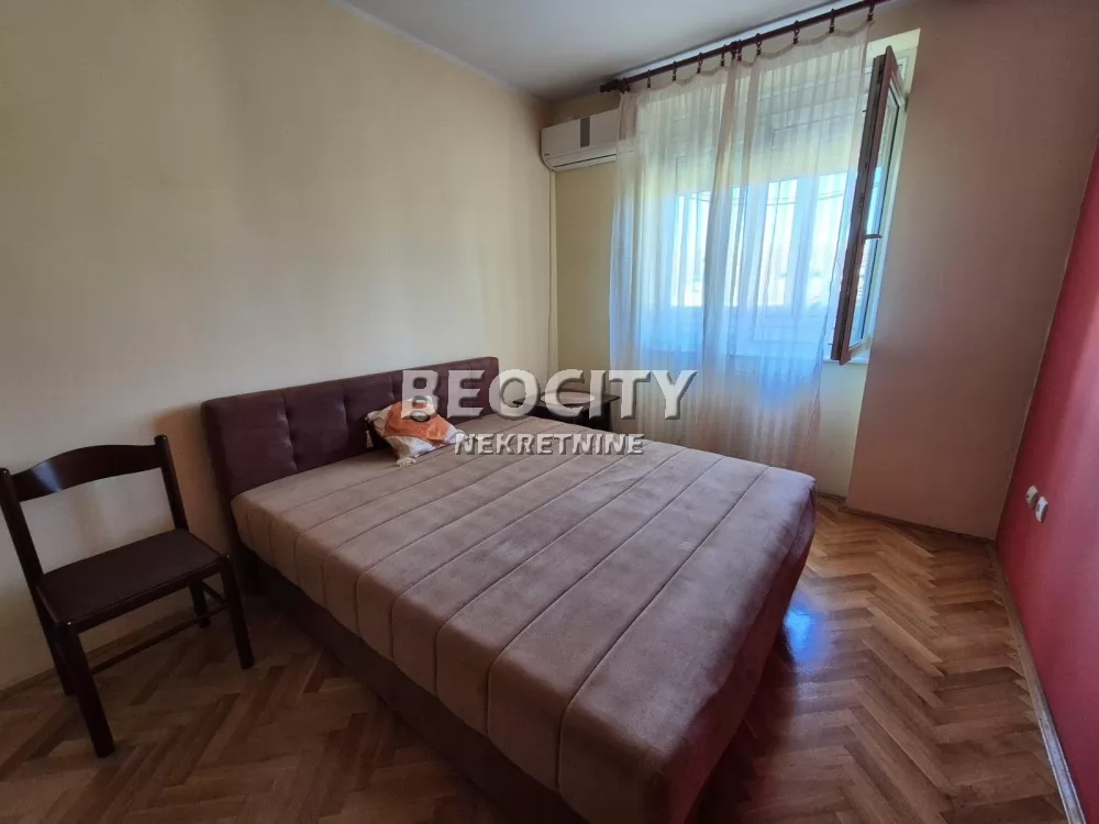 Dvosoban stan, 45 m2, Grbavica, Cara Dušana ID: 128081 8