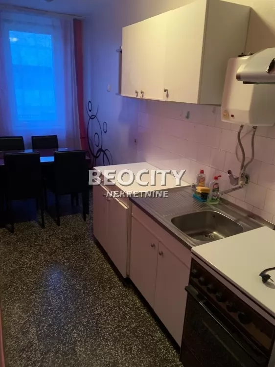 Dvosoban stan, 45 m2, Grbavica, Puskinova ID: 129774 3