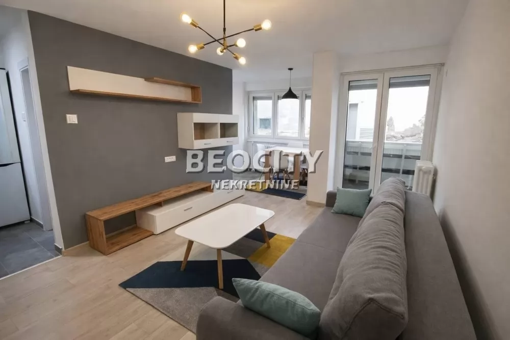 Jednosoban stan, 33 m2, Železnička stanica, Bulevar oslobođenja ID: 129805 1