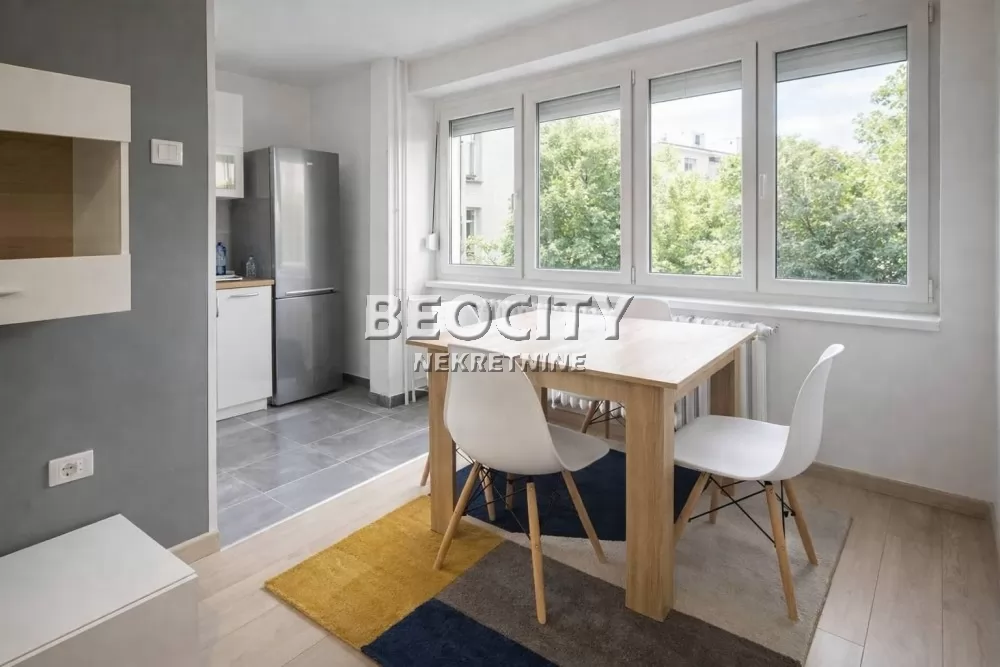 Jednosoban stan, 33 m2, Železnička stanica, Bulevar oslobođenja ID: 129805 3