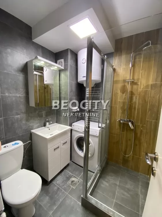 Jednosoban stan, 33 m2, Železnička stanica, Bulevar oslobođenja ID: 129805 7