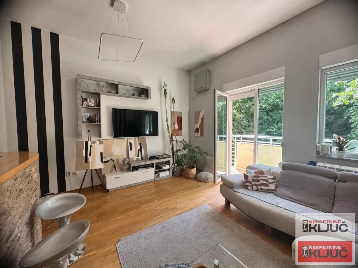 LIMAN 3, 79 m2, Trosoban, Namešten 2