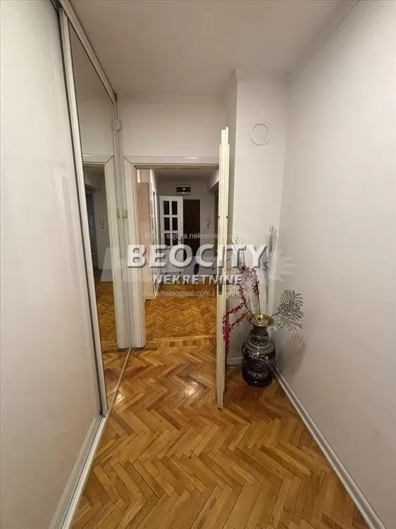 četvorosoban stan, 105 m2, Centar, Durmitorska ID: 129163 9