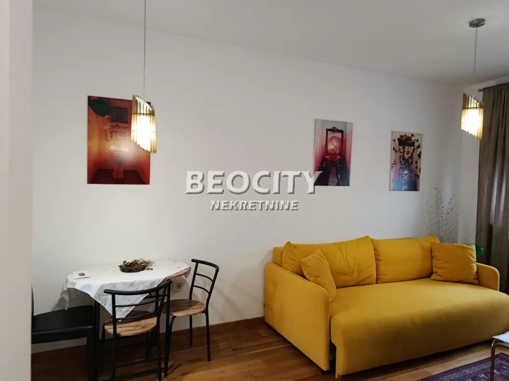 Dvosoban stan, 35 m2, Novi Sad, Šafarikova ID: 129766 1