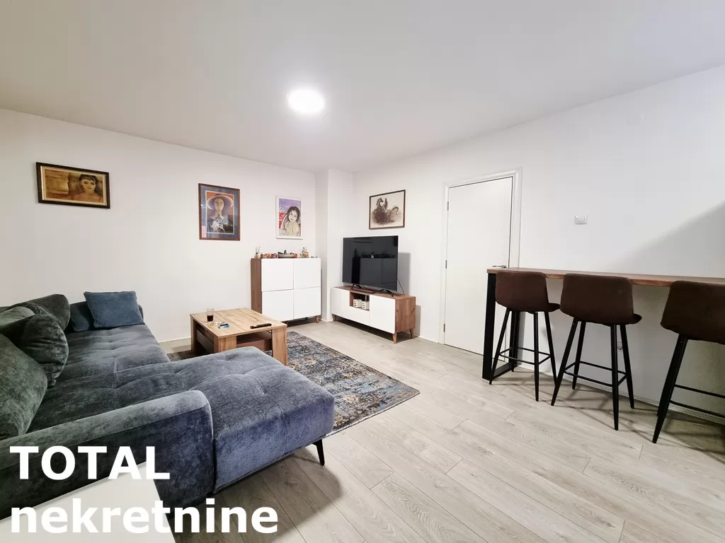 Stan,NOVI SAD,NOVO NASELJE ŠONSI,kv: 55.00, € 152000, ID: 1102037 7