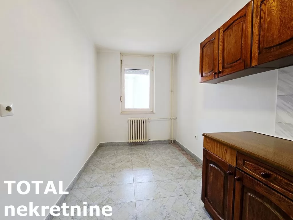 Stan,NOVI SAD,PODBARA,kv: 41.00, € 123000, ID: 1102339 4