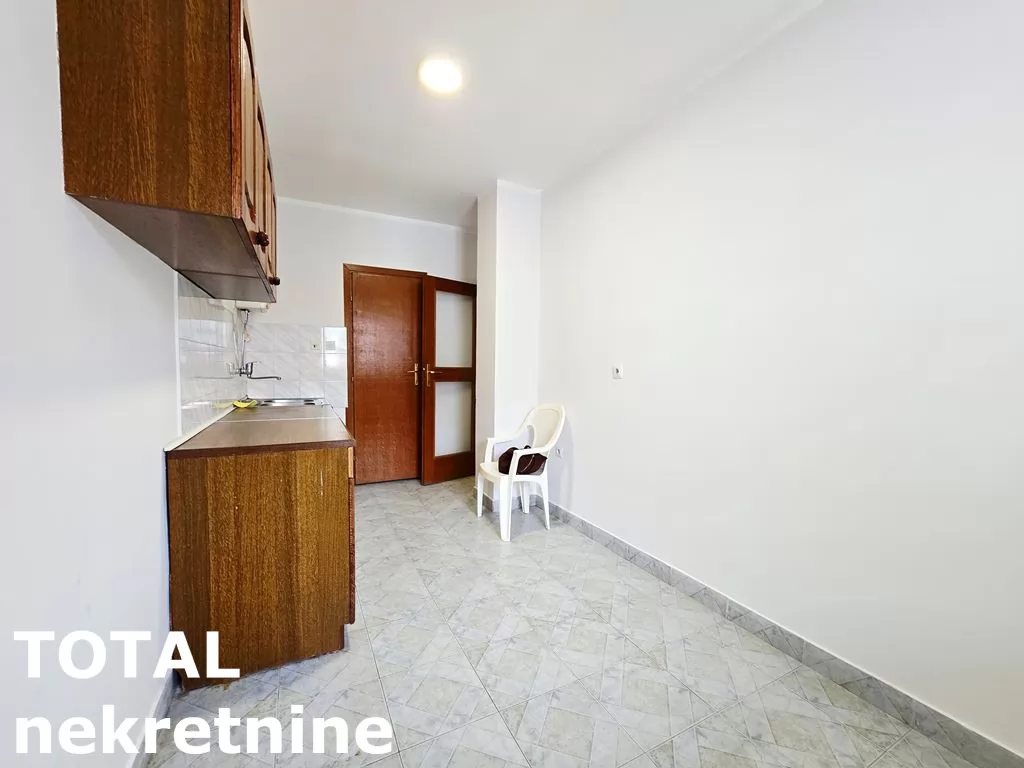 Stan,NOVI SAD,PODBARA,kv: 41.00, € 123000, ID: 1102339 6