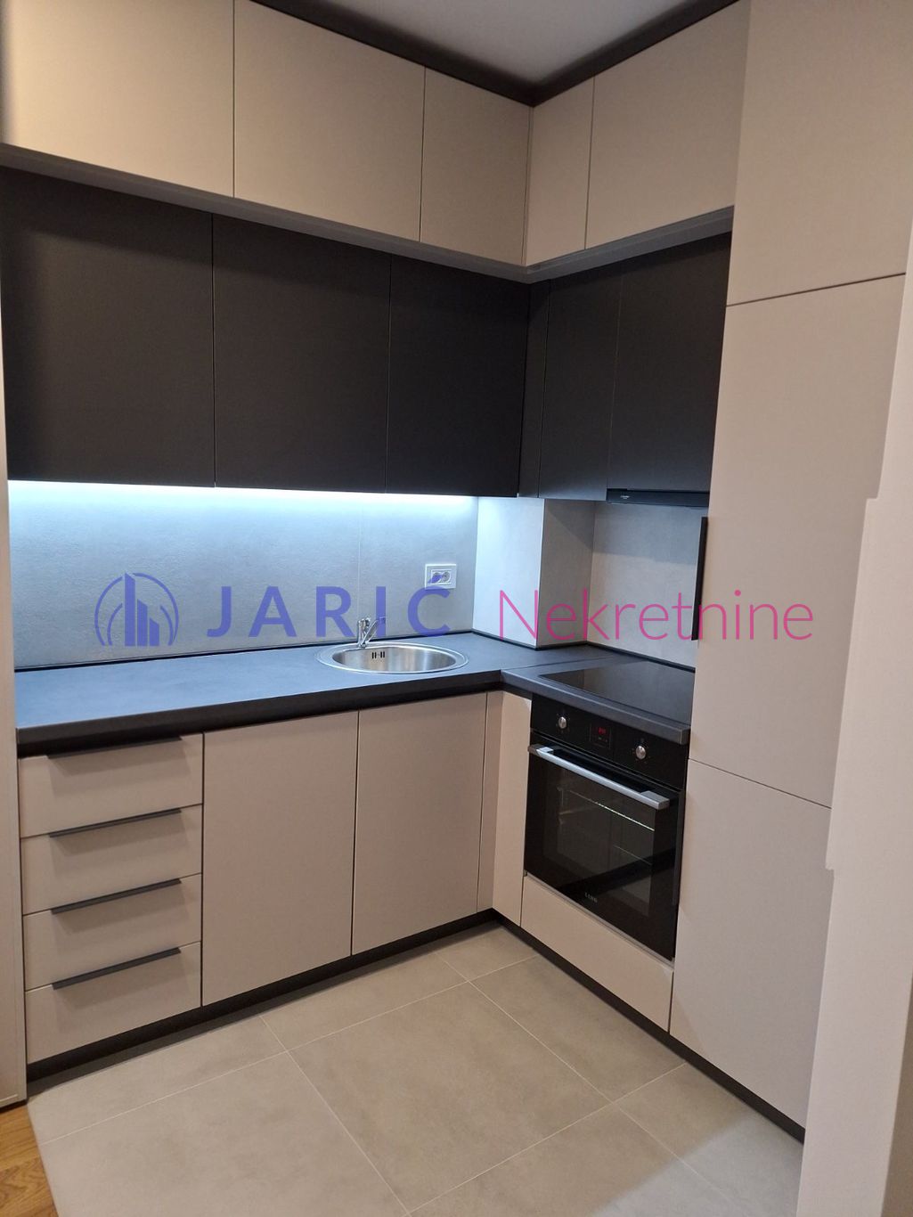 Blok 68 Lastavica 46m2 2 0 Novo Lux Garaža  4