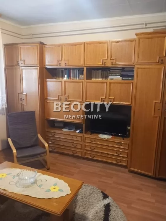 Dvosoban stan, 40 m2, Zemun, Geteova ID: 129956 3
