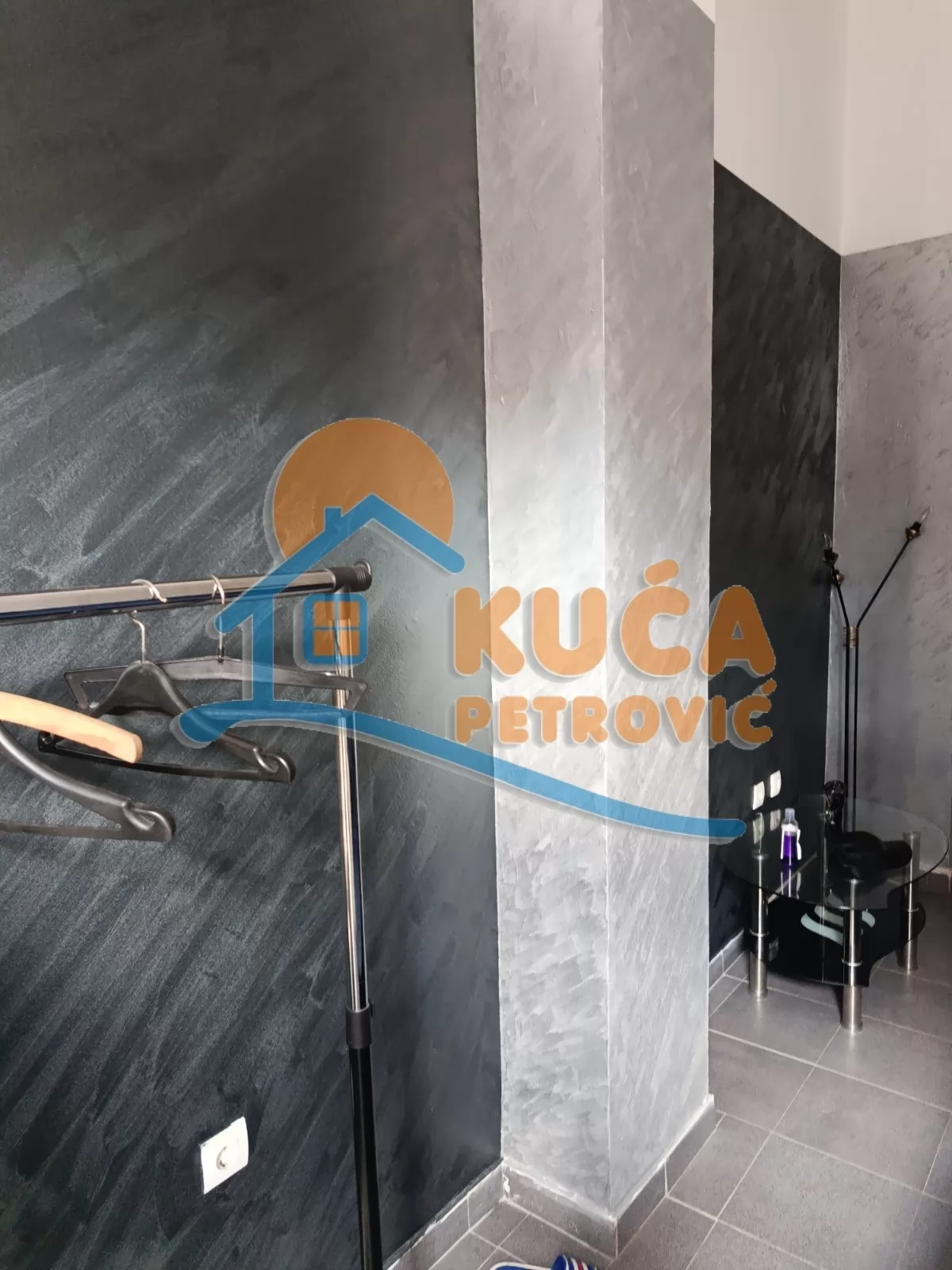 Lokal, 18 m2, Kičevo, Jugovićeva ID: i-015953 1