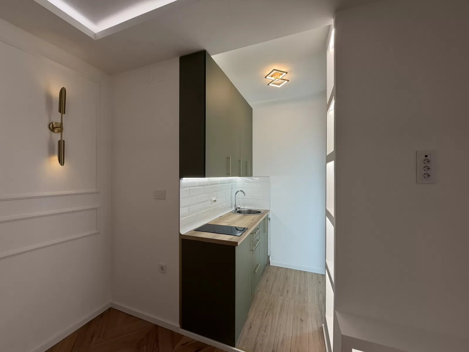 Stan,NOVI SAD,CENTAR,kv: 21, € 92700, ID: 1019307 5