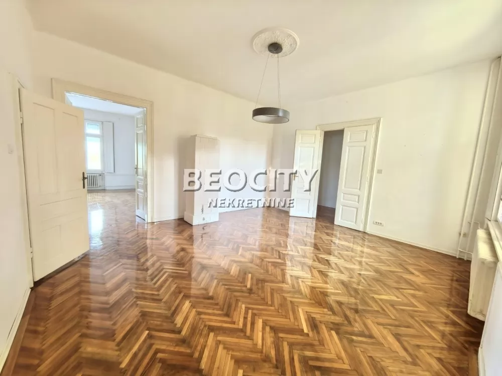 Trosoban stan, 136 m2, Kej, Beogradski kej ID: 129542 1