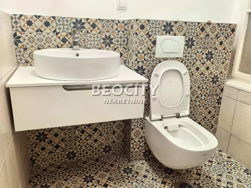 Trosoban stan, 136 m2, Kej, Beogradski kej ID: 129542 6