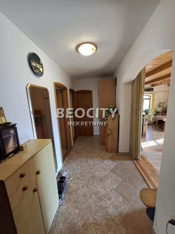 Trosobna kuća, 139 m2, Sremska Kamenica, Popovica ID: 129919 8