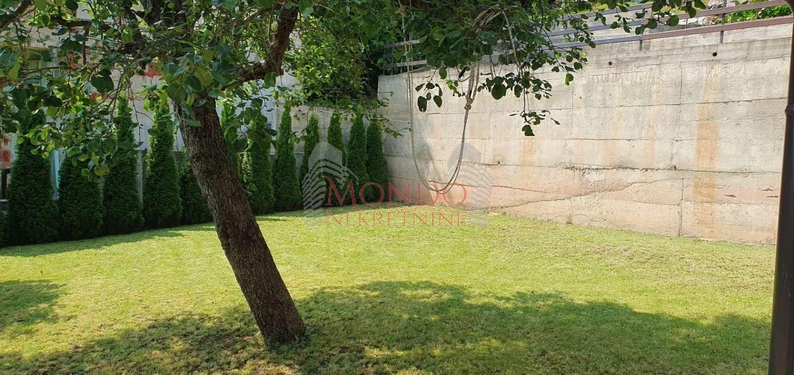 Na prodaju vikendica u vikend naselju Sicevo sa pogledon na klisuru 5