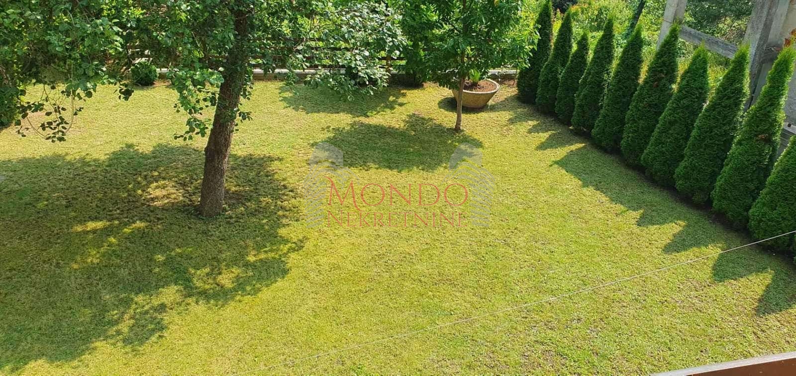 Na prodaju vikendica u vikend naselju Sicevo sa pogledon na klisuru 7