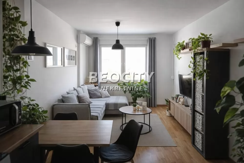 Trosoban stan, 60 m2, Avijatičarsko naselje ID: 129484 1