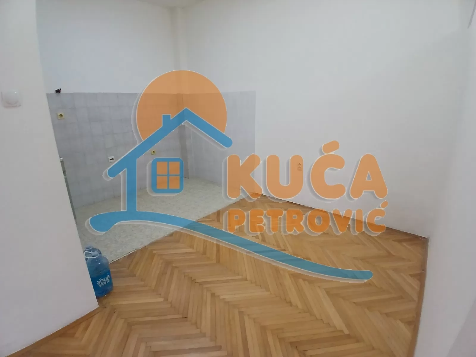 Lokal, 55 m2, Crveni Pevac, Vožda Karađorđa ID: i-015967 6