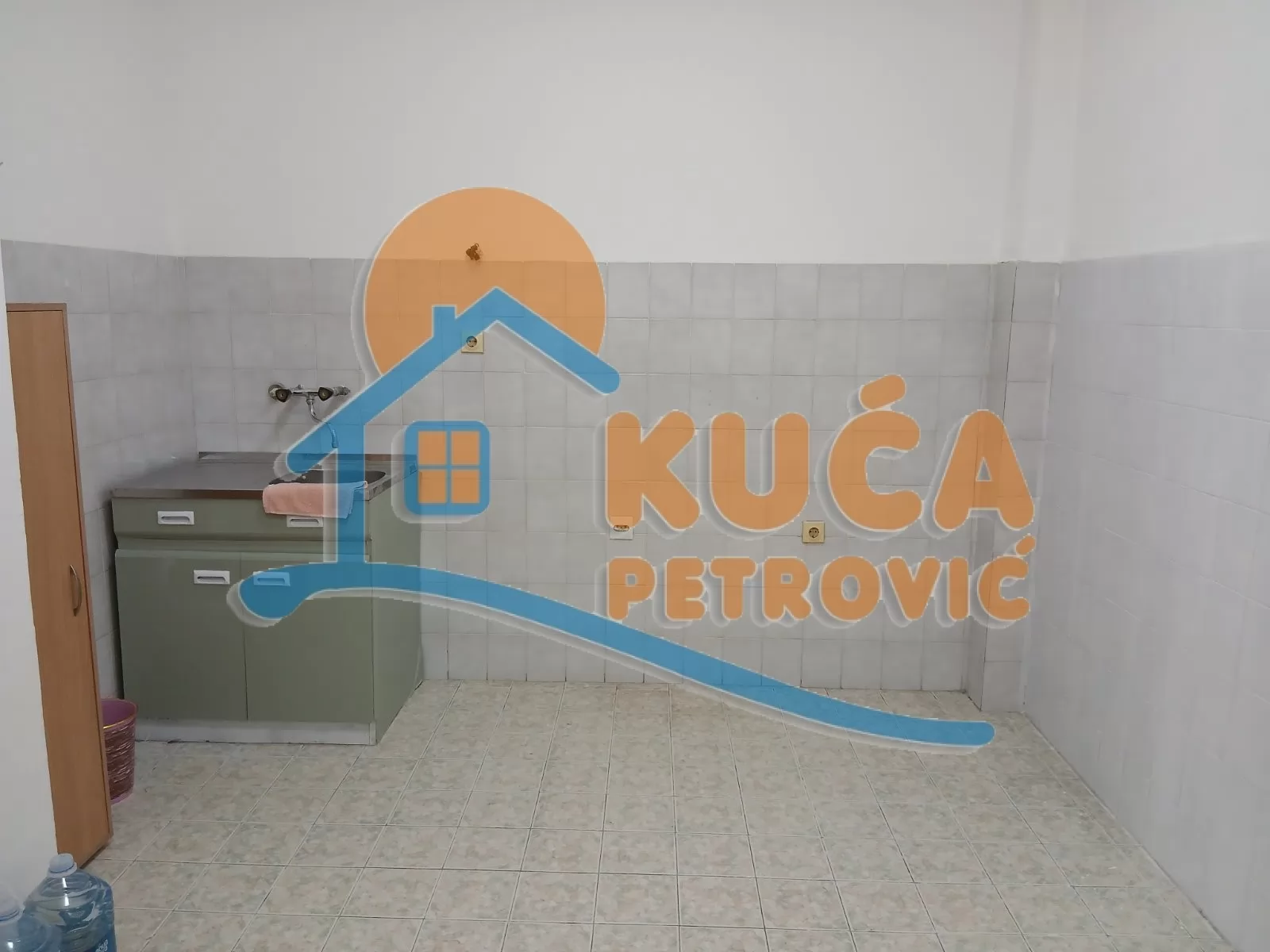 Lokal, 55 m2, Crveni Pevac, Vožda Karađorđa ID: i-015967 7