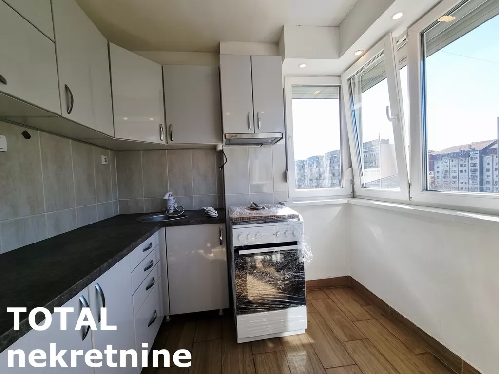 Stanovi,NOVI SAD,CENTAR,kv: 50.00, € 400, ID: 9189886 5