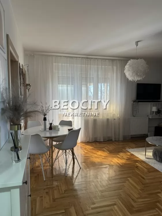 Trosoban stan, 55 m2, Sajlovo ID: 129807 1