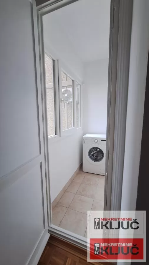 BULEVAR, 60m2, Dvosoban, Renoviran može Dvoiposoban 10