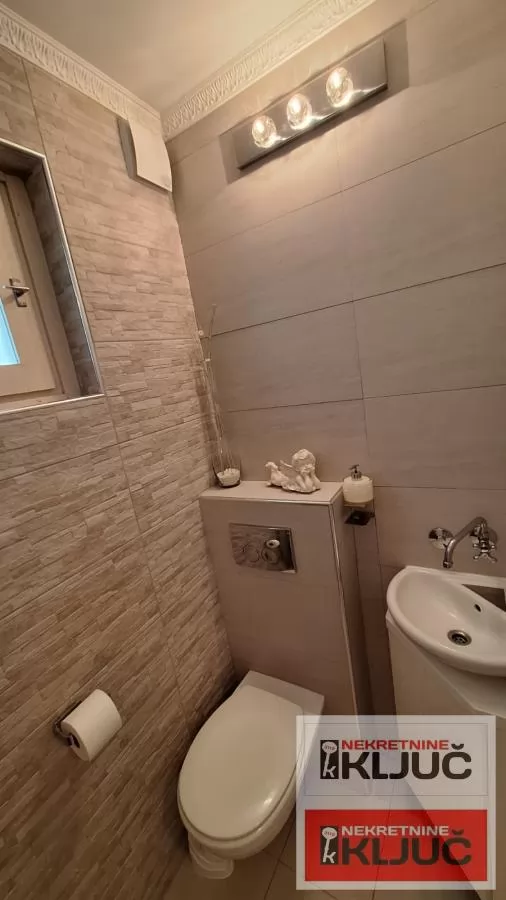 BULEVAR, 60m2, Dvosoban, Renoviran može Dvoiposoban 12