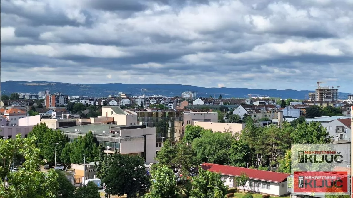 BULEVAR, 60m2, Dvosoban, Renoviran može Dvoiposoban 15