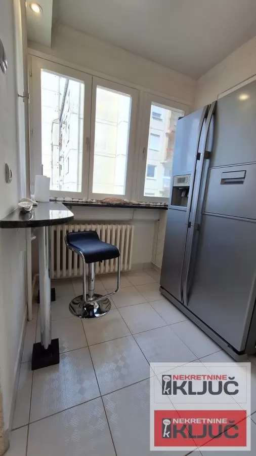 BULEVAR, 60m2, Dvosoban, Renoviran može Dvoiposoban 8