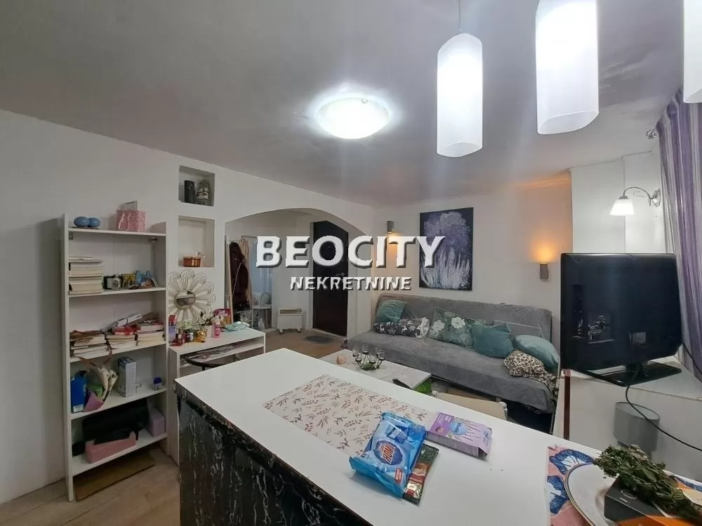 Dvosobna kuća, 28 m2, Kalenić, Trnska ID: 130065 6