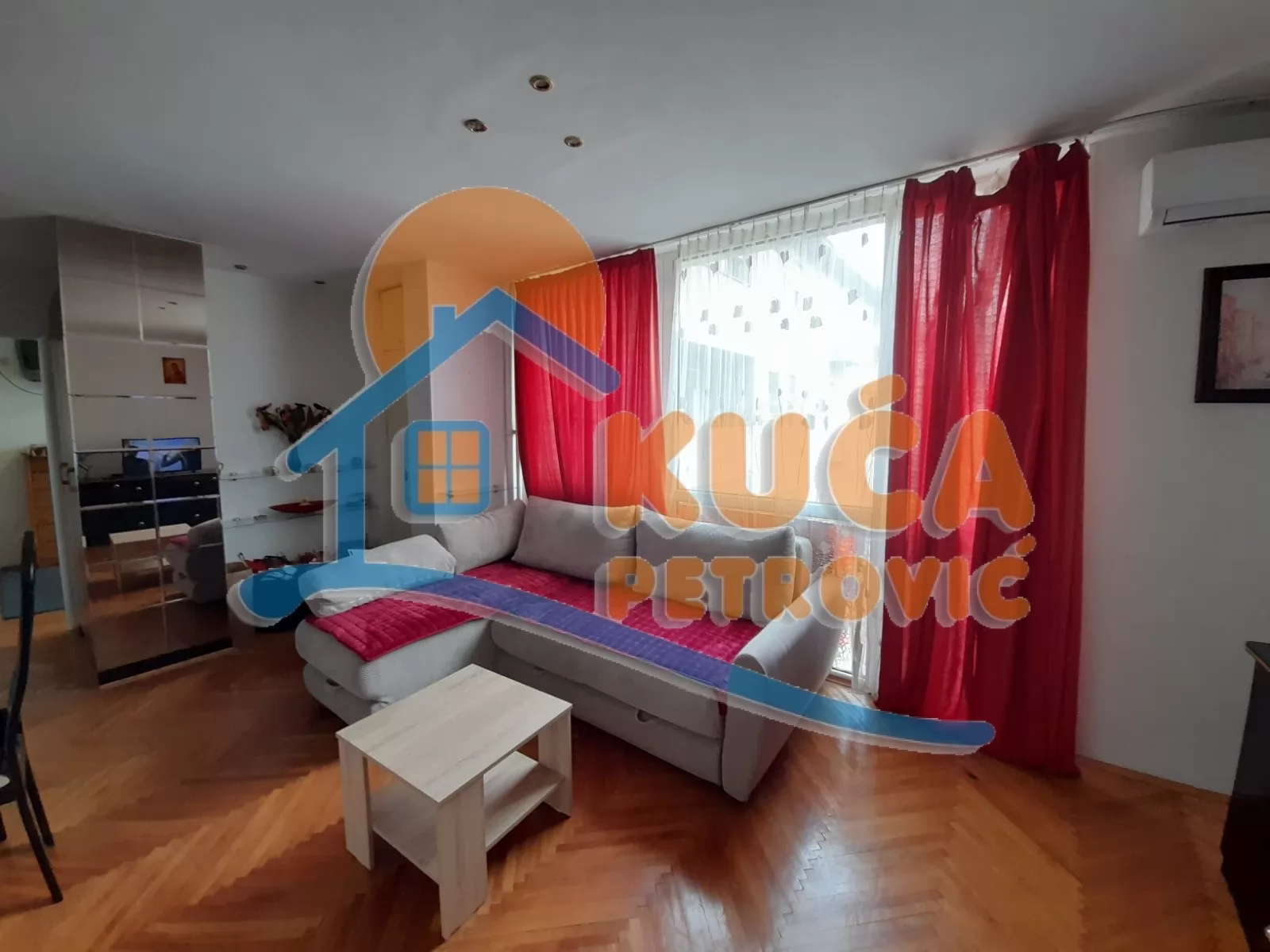 Jednosoban stan, 42 m2, Centar, Vožda Karađorđa ID: i-015974 2