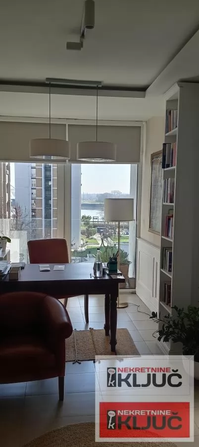 KEJ, 64m2,Dvosoban može Dvoiposoban, Renoviran 12