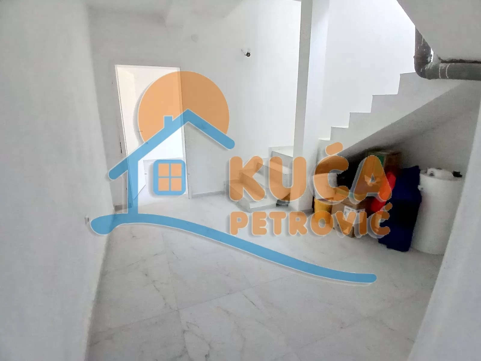 Lokal, 230 m2, Crveni krst, Obrena Nikolića ID: i-015970 10