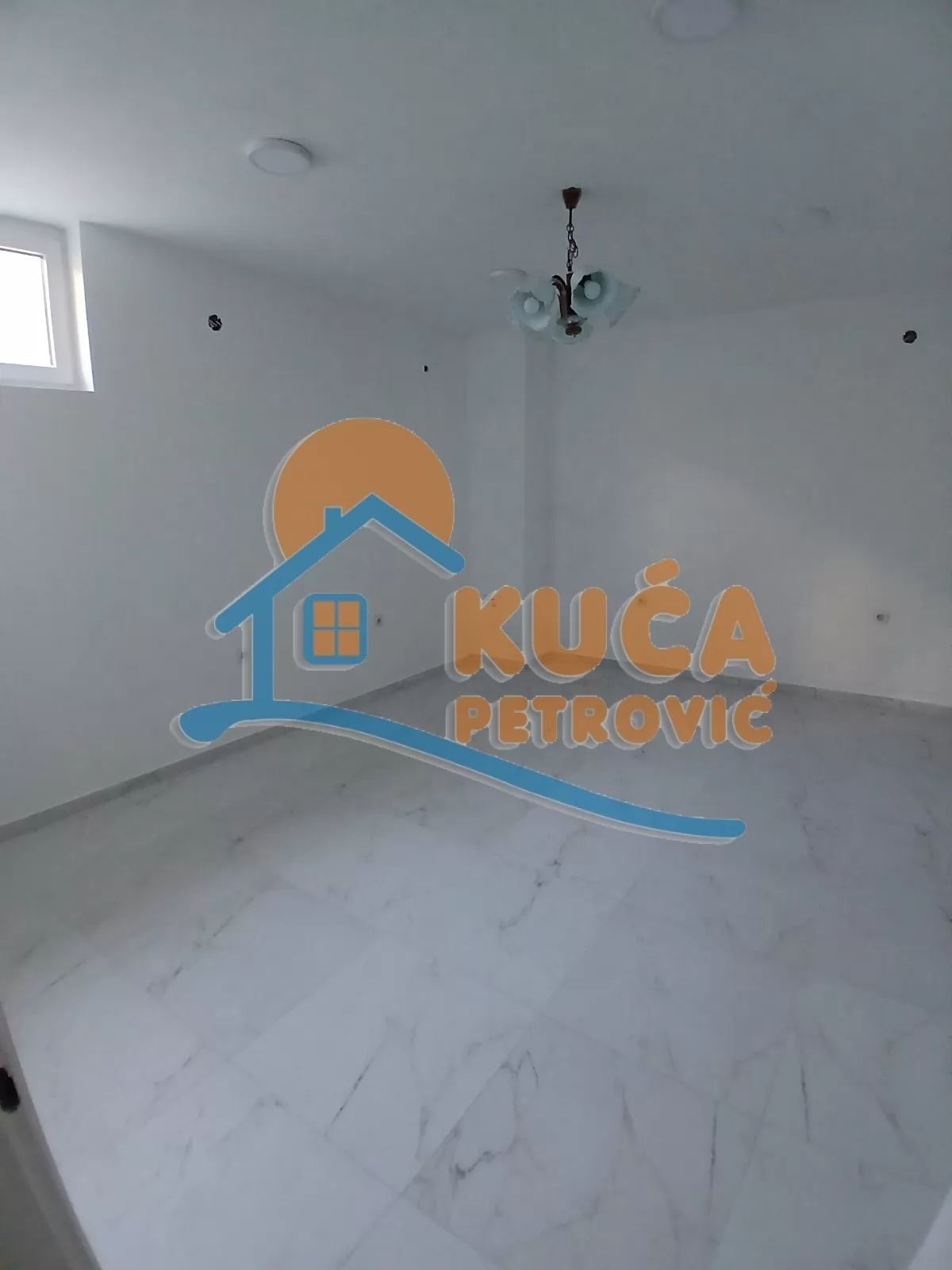 Lokal, 230 m2, Crveni krst, Obrena Nikolića ID: i-015970 11