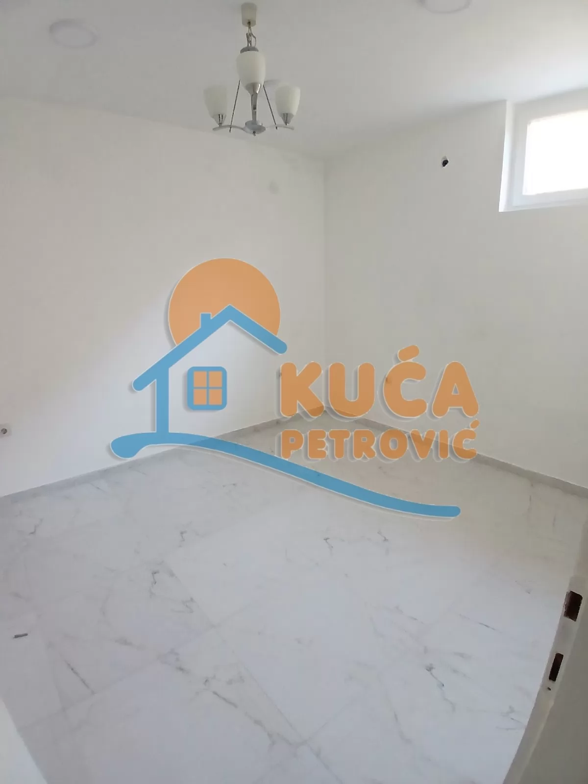 Lokal, 230 m2, Crveni krst, Obrena Nikolića ID: i-015970 12