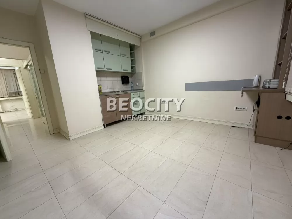 Lokal, 80 m2, Centar, Tiršova ID: 130036 3