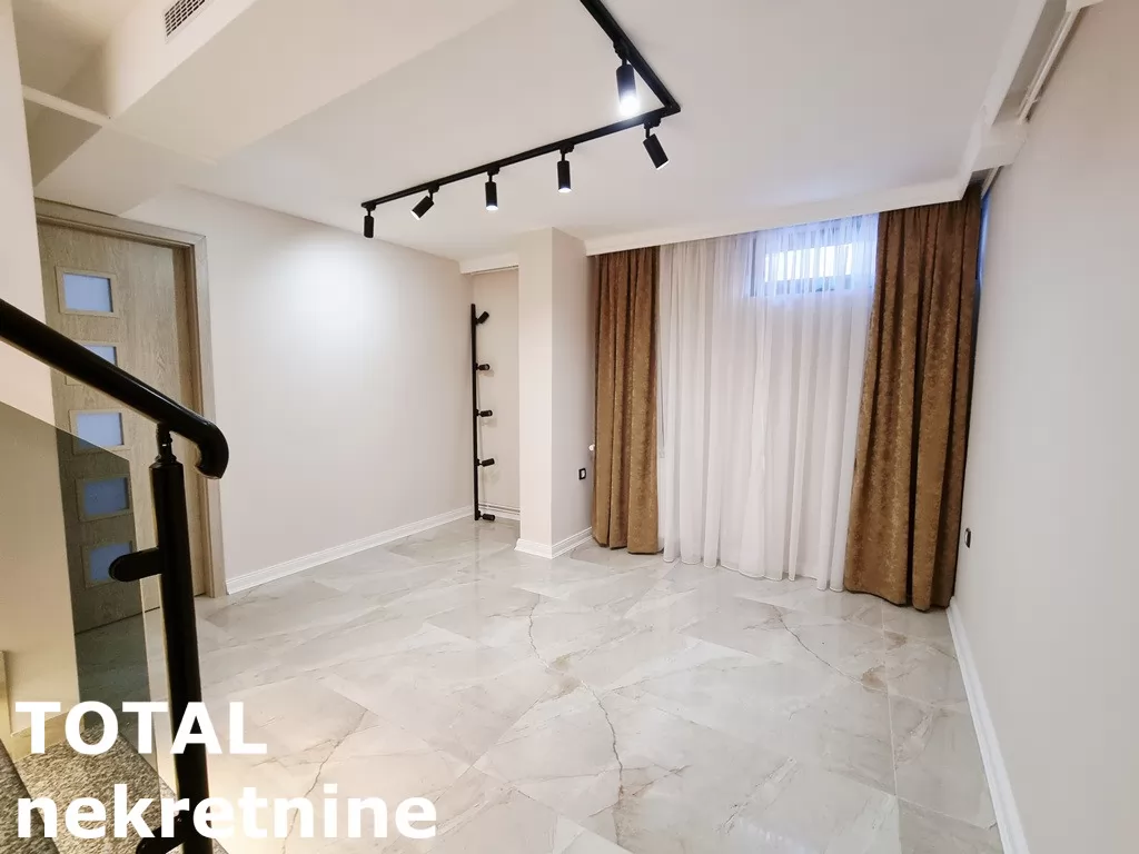 Stan,NOVI SAD,BULEVAR,kv: 76.00, € 205000, ID: 1102275 13