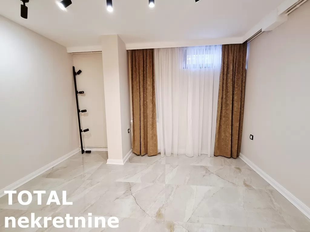 Stan,NOVI SAD,BULEVAR,kv: 76.00, € 205000, ID: 1102275 18