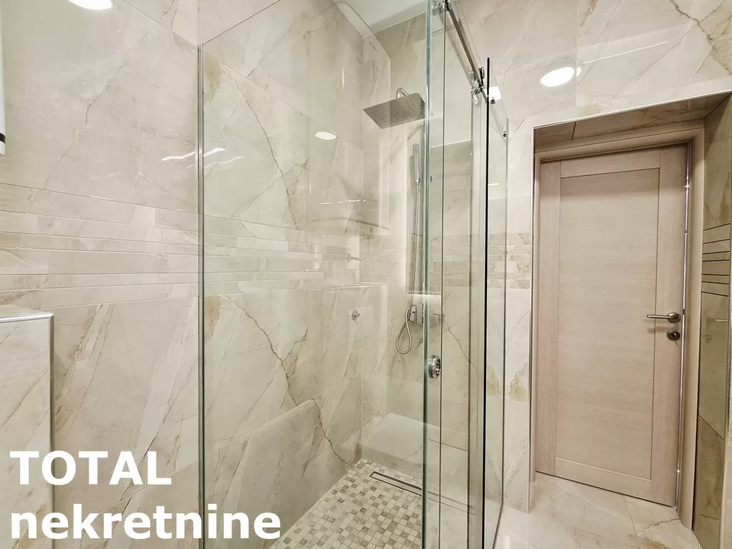 Stan,NOVI SAD,BULEVAR,kv: 76.00, € 205000, ID: 1102275 20