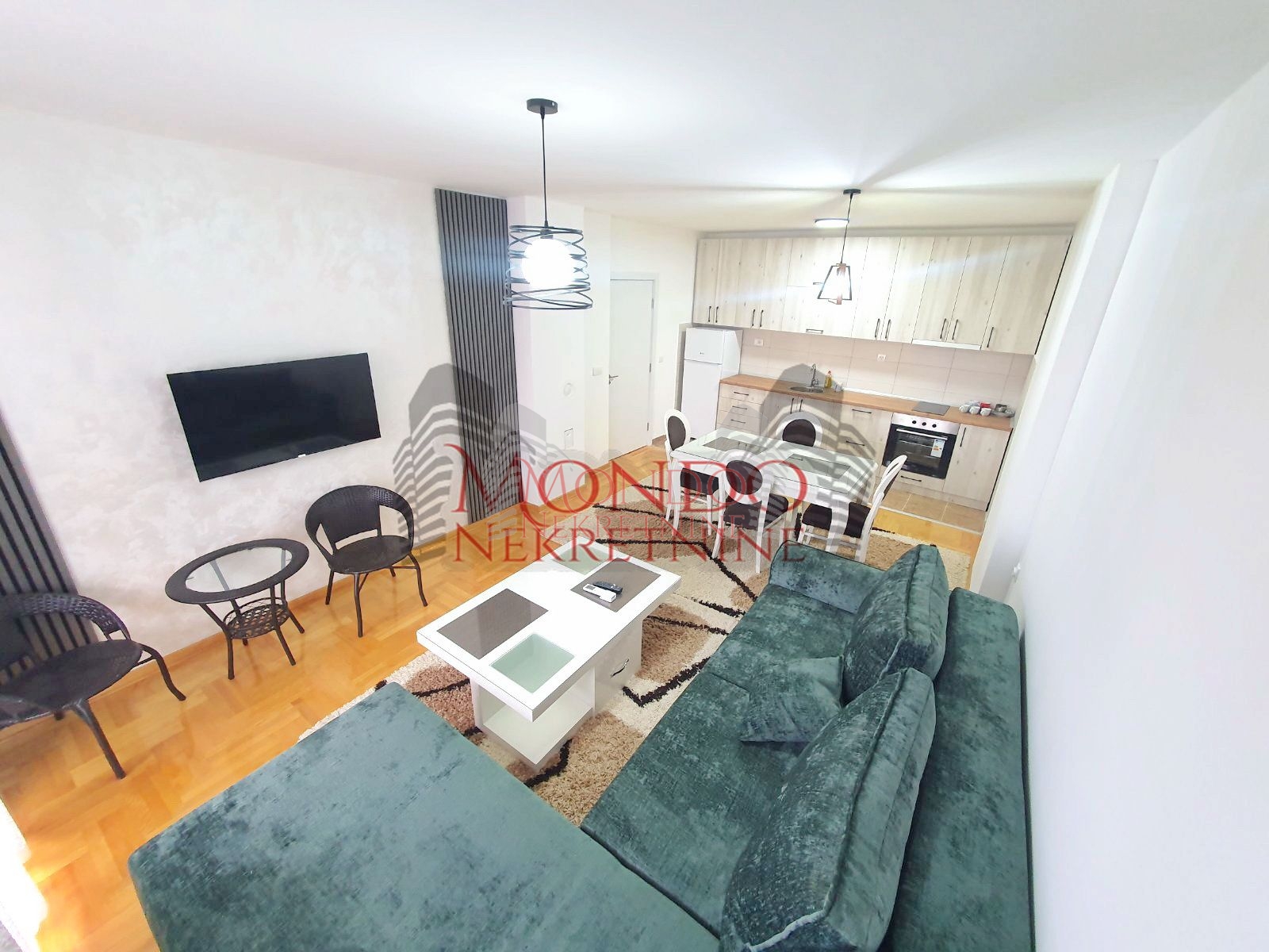 Jednoiposoban stan kod Čaira u  naselju "Vagres City". 3